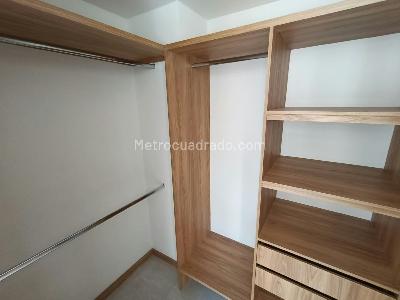 Apartamento de 2 alcobas en arriendo en Prados De Sabaneta, Sabaneta, 75 m² · foto 8 de 20