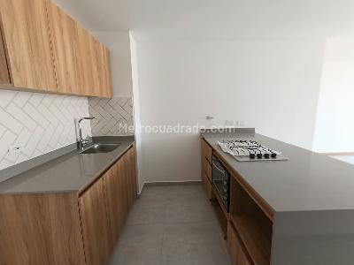 Apartamento de 2 alcobas en arriendo en Prados De Sabaneta, Sabaneta, 75 m² · foto 13 de 20