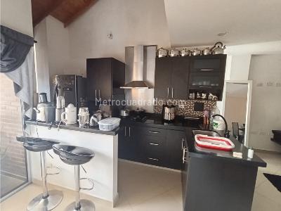 Apartamento en venta en Los Angeles, Medellín · foto 3 de 13