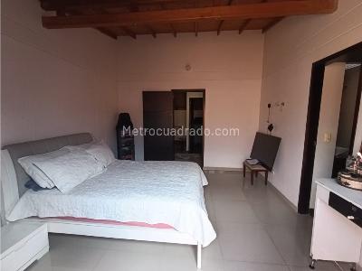 Apartamento en venta en Los Angeles, Medellín · foto 8 de 13