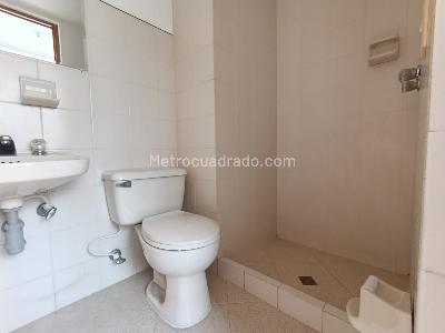 Apartamento de 3 alcobas en arriendo en San Lucas, Medellín, 115 m² · foto 7 de 14