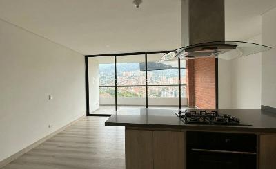 Apartamento de 2 alcobas en arriendo en Loma De Las Brujas, Envigado, 83 m² · foto 2 de 11