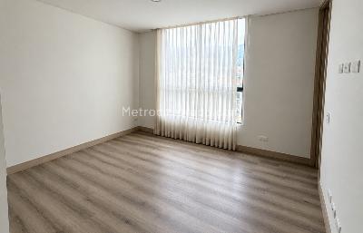 Apartamento de 2 alcobas en arriendo en Loma De Las Brujas, Envigado, 83 m² · foto 3 de 11
