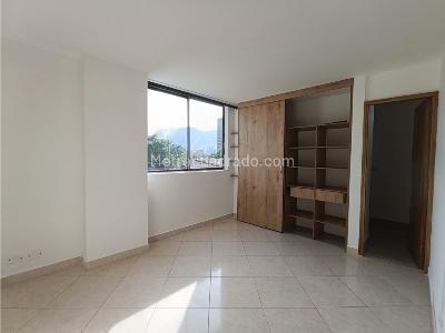 Apartamento en venta en Milan, Envigado · foto 12 de 18
