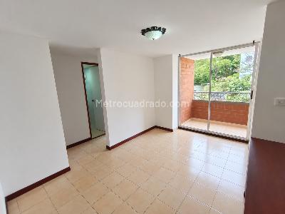 Apartamento de 2 alcobas en arriendo en La Almeria, Medellín, 60 m² · foto 5 de 13