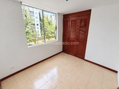 Apartamento de 2 alcobas en arriendo en La Almeria, Medellín, 60 m² · foto 12 de 13