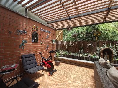 Casa de 3 alcobas en venta en El Esmaraldal, Envigado, 115 m² · foto 17 de 18