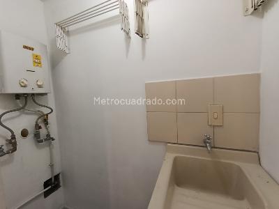 Apartamento de 1 alcoba en arriendo en Altos Del Poblado Cola Del Zorro, Medellín, 75 m² · foto 11 de 20