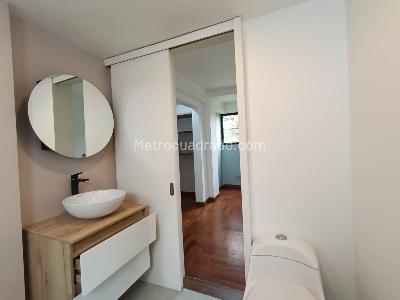Apartamento de 1 alcoba en arriendo en Altos Del Poblado Cola Del Zorro, Medellín, 75 m² · foto 16 de 20