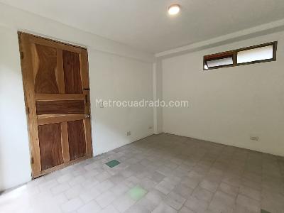 Apartamento de 1 alcoba en arriendo en Altos Del Poblado Cola Del Zorro, Medellín, 75 m² · foto 20 de 20