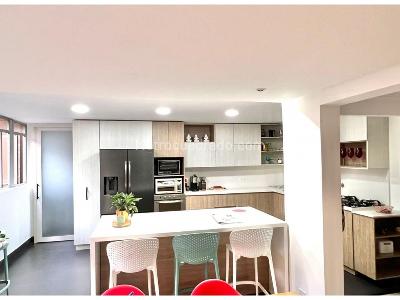 Apartamento en venta en Patio Bonito, Medellín · foto 4 de 10