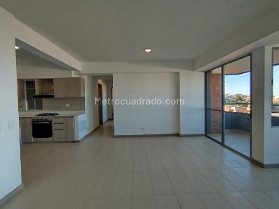 Apartamento de 3 alcobas en arriendo en El Porvenir Rio Negro, Rionegro, 91 m² · foto 2 de 17