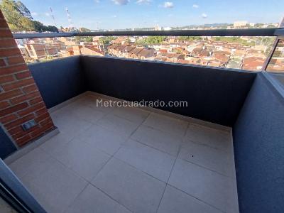 Apartamento de 3 alcobas en arriendo en El Porvenir Rio Negro, Rionegro, 91 m² · foto 3 de 17