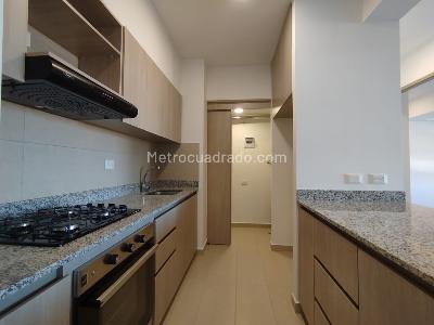 Apartamento de 2 alcobas en arriendo en El Porvenir Rio Negro, Rionegro, 65 m² · foto 4 de 14