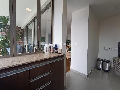 Apartamento de 2 alcobas en arriendo en Los Balsos, Medellín, 86 m² · foto 14 de 18