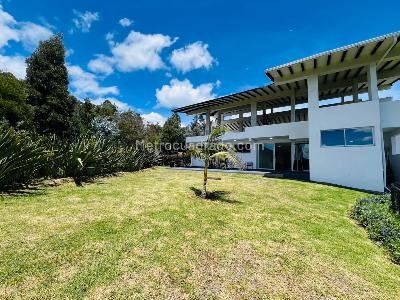 Casa en Arriendo, Loma Del Escobero Envigado, Envigado