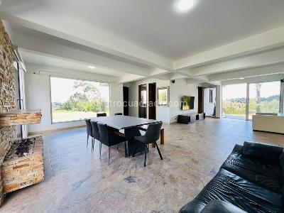 Casa de 2 alcobas en arriendo en Loma Del Escobero Envigado, Envigado, 300 m² · foto 4 de 20