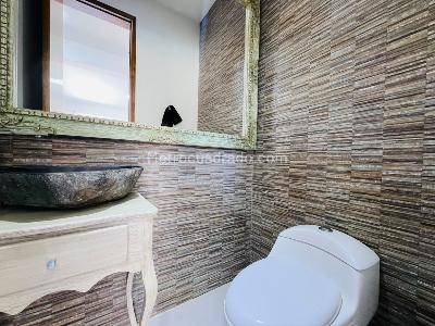 Casa de 2 alcobas en arriendo en Loma Del Escobero Envigado, Envigado, 300 m² · foto 10 de 20
