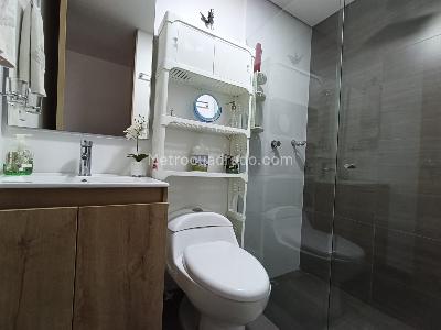 Apartamento de 2 alcobas en arriendo en Conquistadores, Medellín, 85 m² · foto 6 de 20