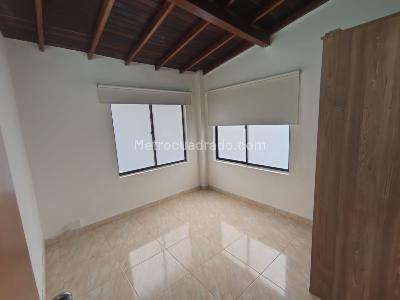 Apartamento de 3 alcobas en arriendo en Laureles Medellin, Medellín, 85 m² · foto 8 de 12