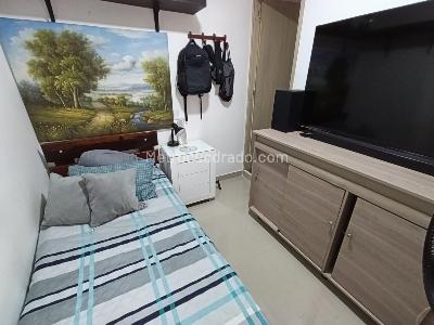 Casa de 4 alcobas en arriendo en San Joaquin Laureles, Medellín, 110 m² · foto 5 de 15
