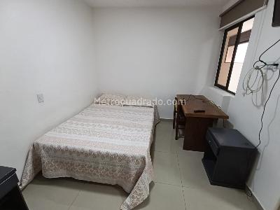 Casa de 4 alcobas en arriendo en San Joaquin Laureles, Medellín, 110 m² · foto 6 de 15