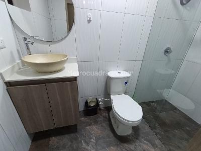 Casa de 4 alcobas en arriendo en San Joaquin Laureles, Medellín, 110 m² · foto 7 de 15