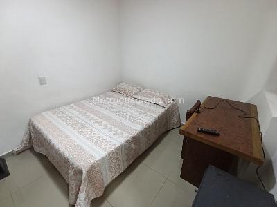 Casa de 4 alcobas en arriendo en San Joaquin Laureles, Medellín, 110 m² · foto 8 de 15