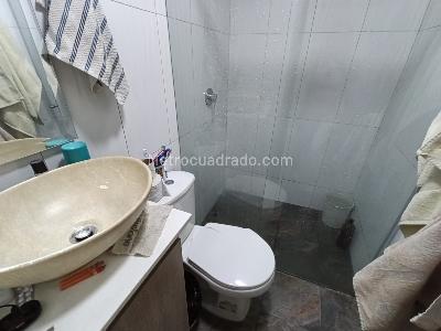 Casa de 4 alcobas en arriendo en San Joaquin Laureles, Medellín, 110 m² · foto 9 de 15