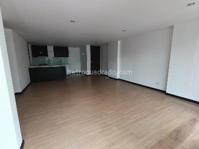 Apartamento de 3 alcobas en arriendo en Loma De Las Brujas, Envigado, 160 m² · foto 2 de 15