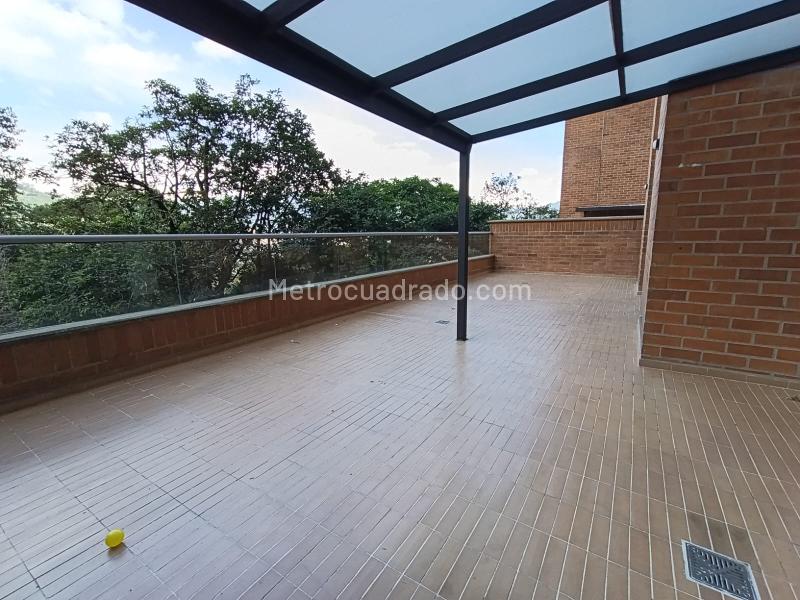 Apartamento en Arriendo, Loma De Las Brujas, Envigado