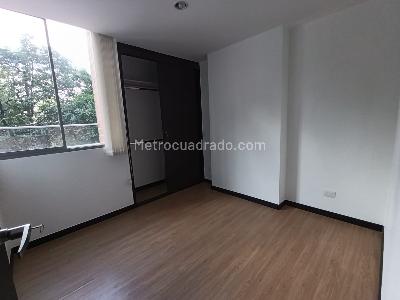 Apartamento de 3 alcobas en arriendo en Loma De Las Brujas, Envigado, 160 m² · foto 11 de 15