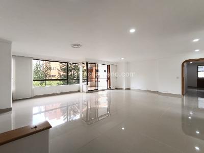 Apartamento de 4 alcobas en arriendo en Milla De Oro, Medellín, 223 m² · foto 1 de 20