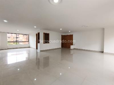 Apartamento de 4 alcobas en arriendo en Milla De Oro, Medellín, 223 m² · foto 6 de 20