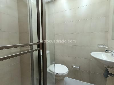 Apartamento de 4 alcobas en arriendo en Milla De Oro, Medellín, 223 m² · foto 11 de 20