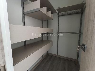Apartamento en venta en Loma Del Escobero, Envigado · foto 9 de 15