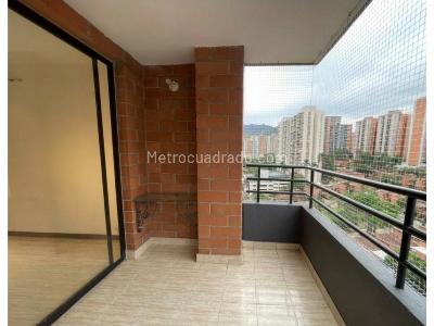 Apartamento en venta en Loma De Los Bernal, Medellín · foto 12 de 12