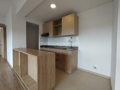 Apartamento de 2 alcobas en arriendo en Barro Blanco Rio Negro, Rionegro, 76 m² · foto 2 de 16