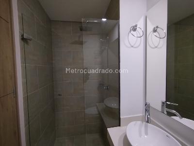 Apartamento de 2 alcobas en arriendo en Barro Blanco Rio Negro, Rionegro, 65 m² · foto 8 de 16