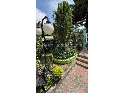 Casa de 3 alcobas en venta en Belen, Medellín, 242 m² · foto 12 de 12