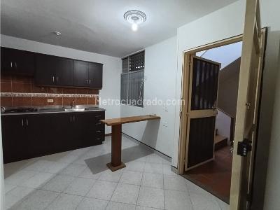 Apartamento de 3 alcobas en venta en Parque Principal, Sabaneta, 84 m² · foto 5 de 17