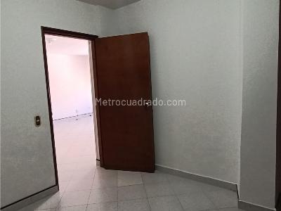 Apartamento de 3 alcobas en venta en Parque Principal, Sabaneta, 84 m² · foto 9 de 17