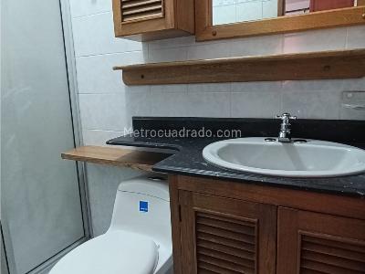 Apartamento de 3 alcobas en venta en Parque Principal, Sabaneta, 84 m² · foto 15 de 17