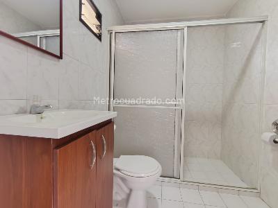 Apartamento de 3 alcobas en arriendo en Florida Nueva, Medellín, 110 m² · foto 10 de 17