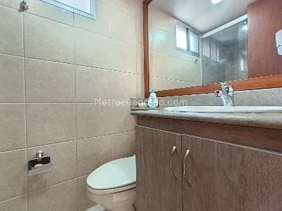 Apartamento de 3 alcobas en arriendo en La Aguacatala, Medellín, 80 m² · foto 6 de 18