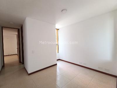 Apartamento de 3 alcobas en arriendo en La Aguacatala, Medellín, 80 m² · foto 11 de 18