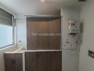 Apartamento de 1 alcoba en arriendo en Los Balsos, Medellín, 80 m² · foto 11 de 14