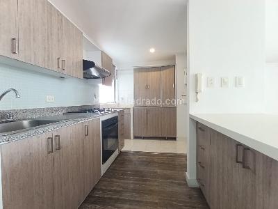 Apartamento de 1 alcoba en arriendo en Los Balsos, Medellín, 80 m² · foto 12 de 14