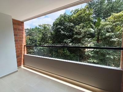 Apartment for rent in Camino Verde, Envigado
