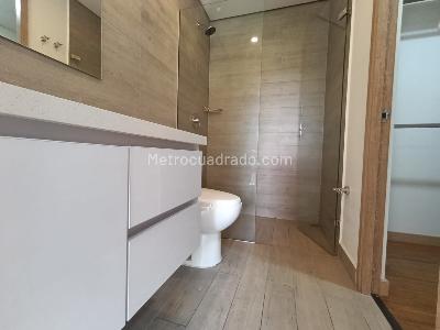Apartamento de 2 alcobas en arriendo en La Frontera, Medellín, 68 m² · foto 9 de 12